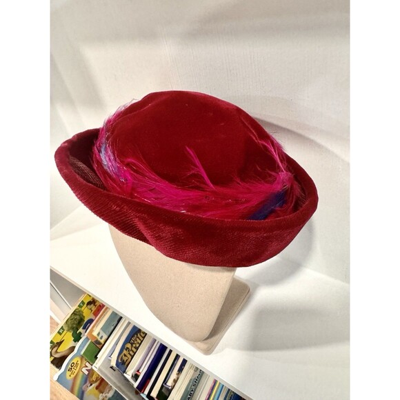 Vintage Red Velvet Feather Cocktail Hat Union Made Mid Century Church - Picture 4 of 12
